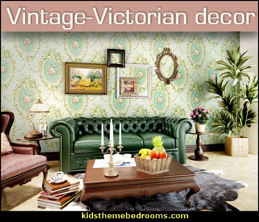 Victorian Vintage Style Decorating Theme Bedroom